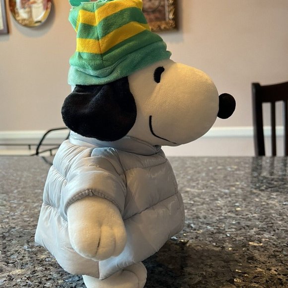 Peanuts Snoopy Puffer Jacket 2023 CVS Christmas Holiday Plush As Seen On TikTok! - Picture 3 of 4